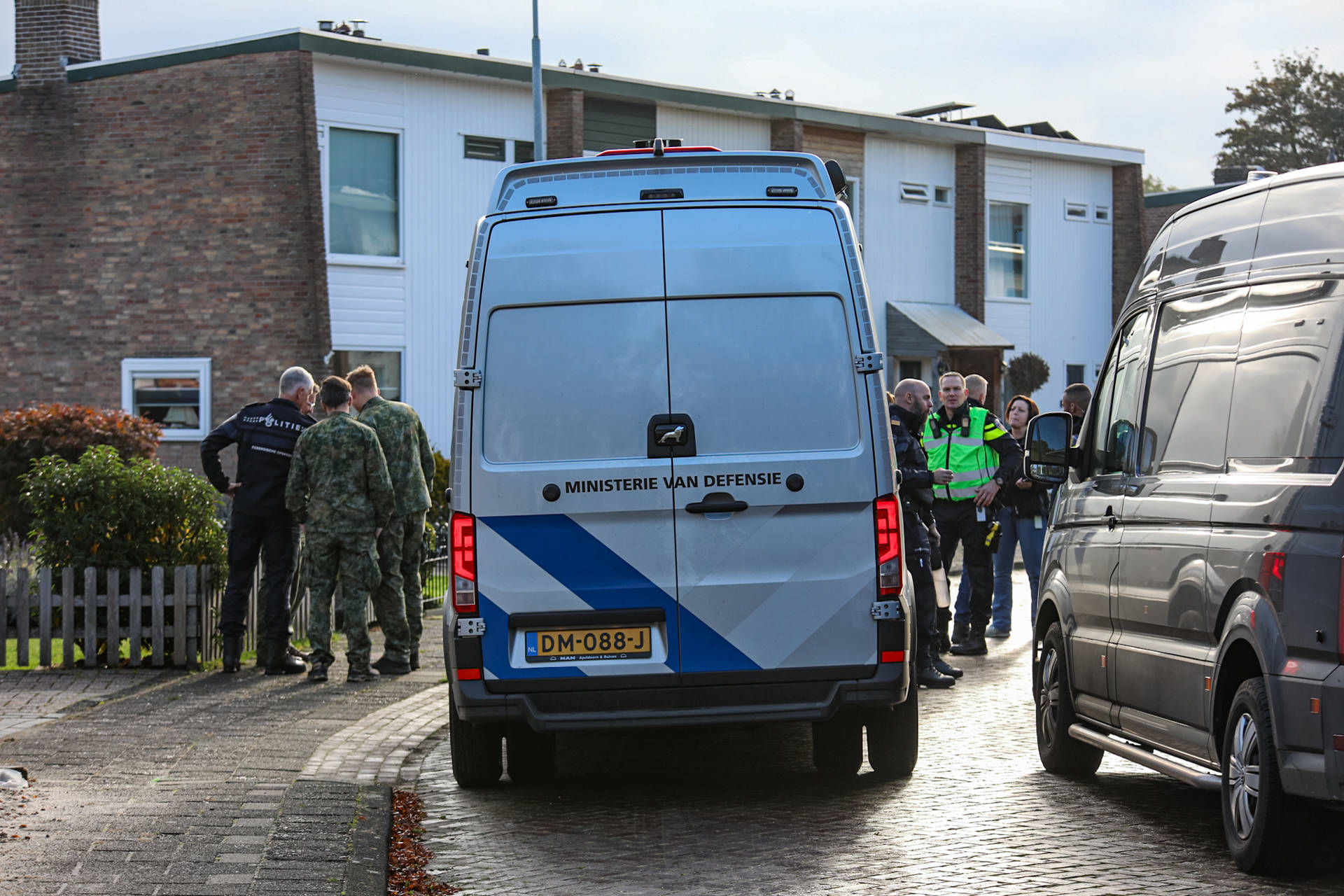 Explosief aangetroffen bij woning, EOD maakt voorwerp onschadelijk