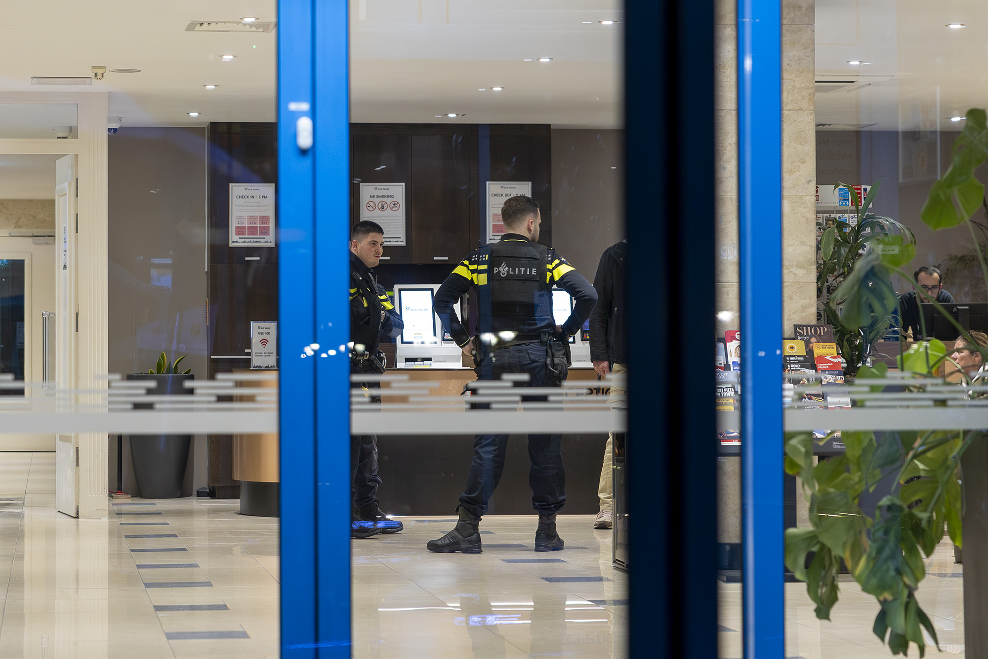 Politie onderzoekt gewapende overval op hotel