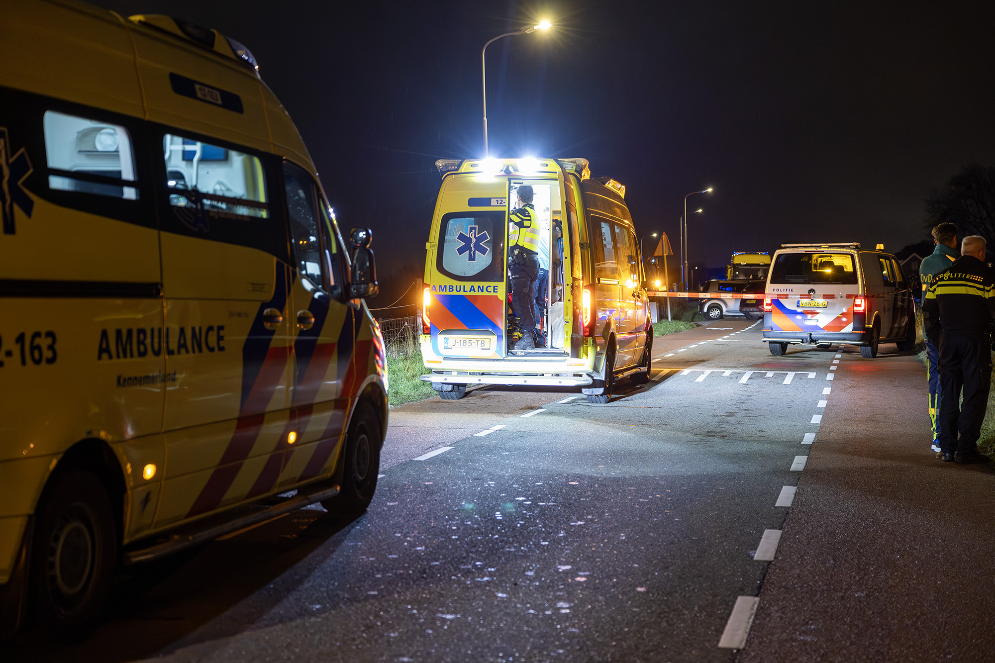 Meerdere gewonden bij zware aanrijding Hillegommerdijk in Beinsdorp - 112 Nederland