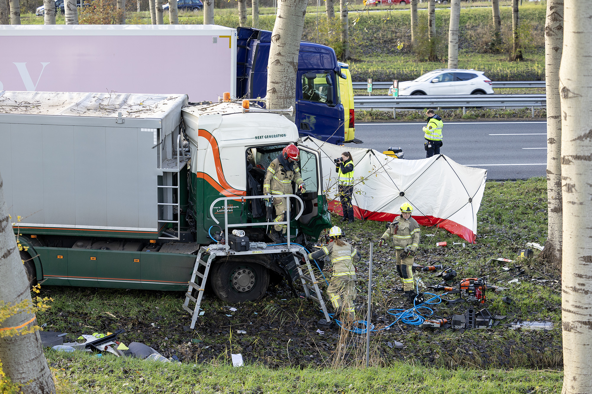 UPDATE | Vrachtwagenchauffeur gereanimeerd na ernstig ongeluk