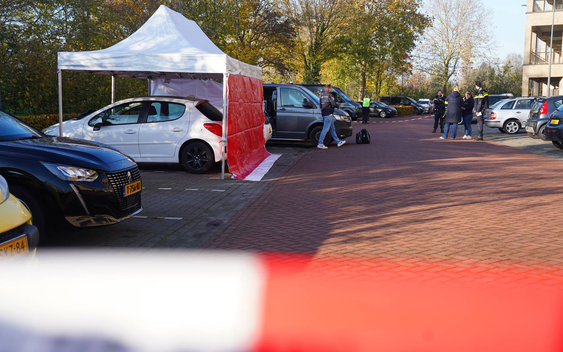 UPDATE | Man (39) dood aangetroffen; vrouw aangehouden