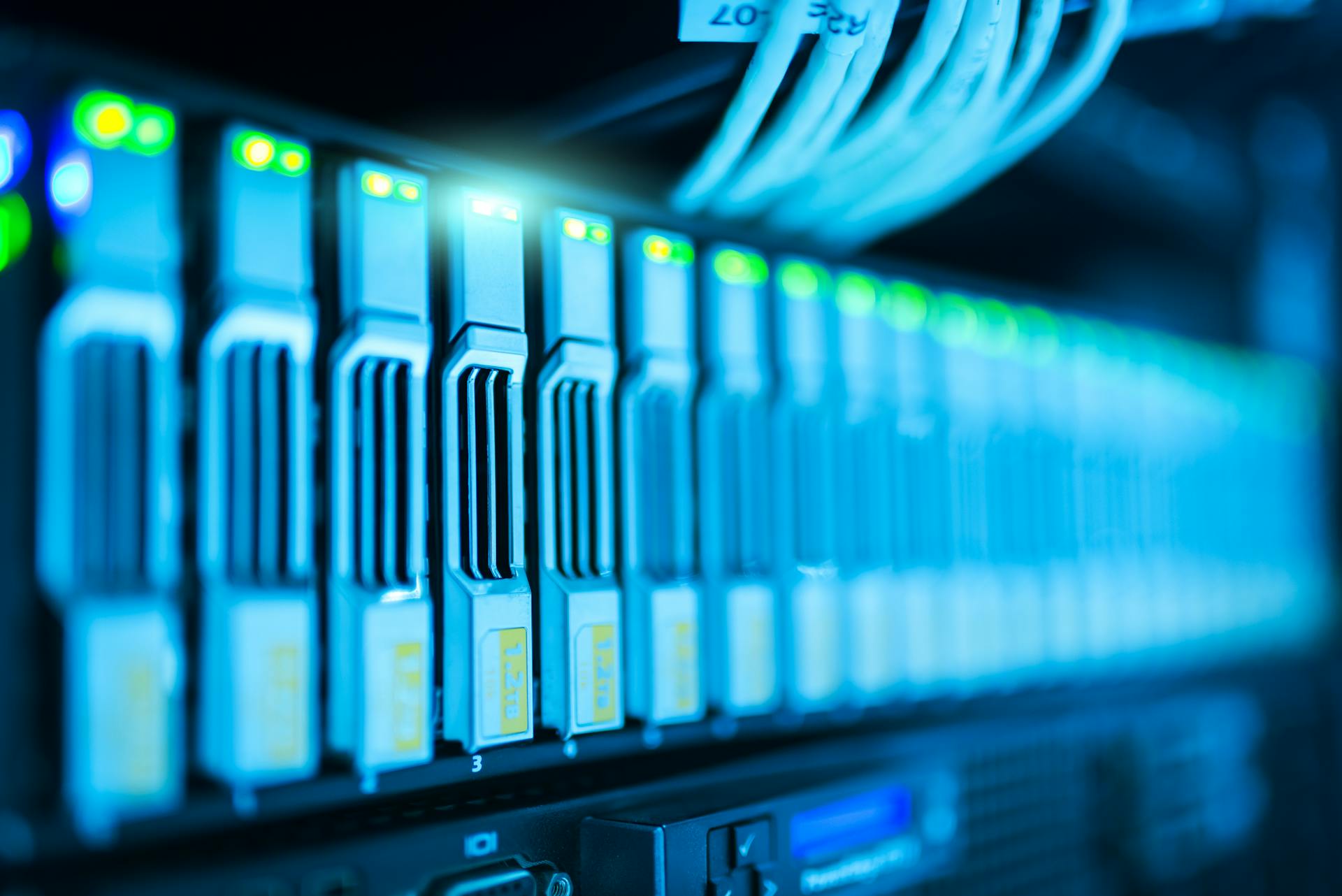14 november 2025 | Politie neemt 250 servers in beslag bij bulletproof hoster