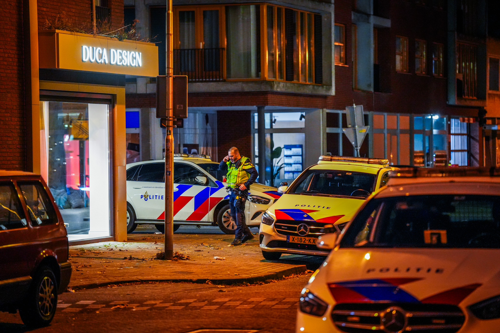 Explosief ontploft bij voordeur appartementencomplex