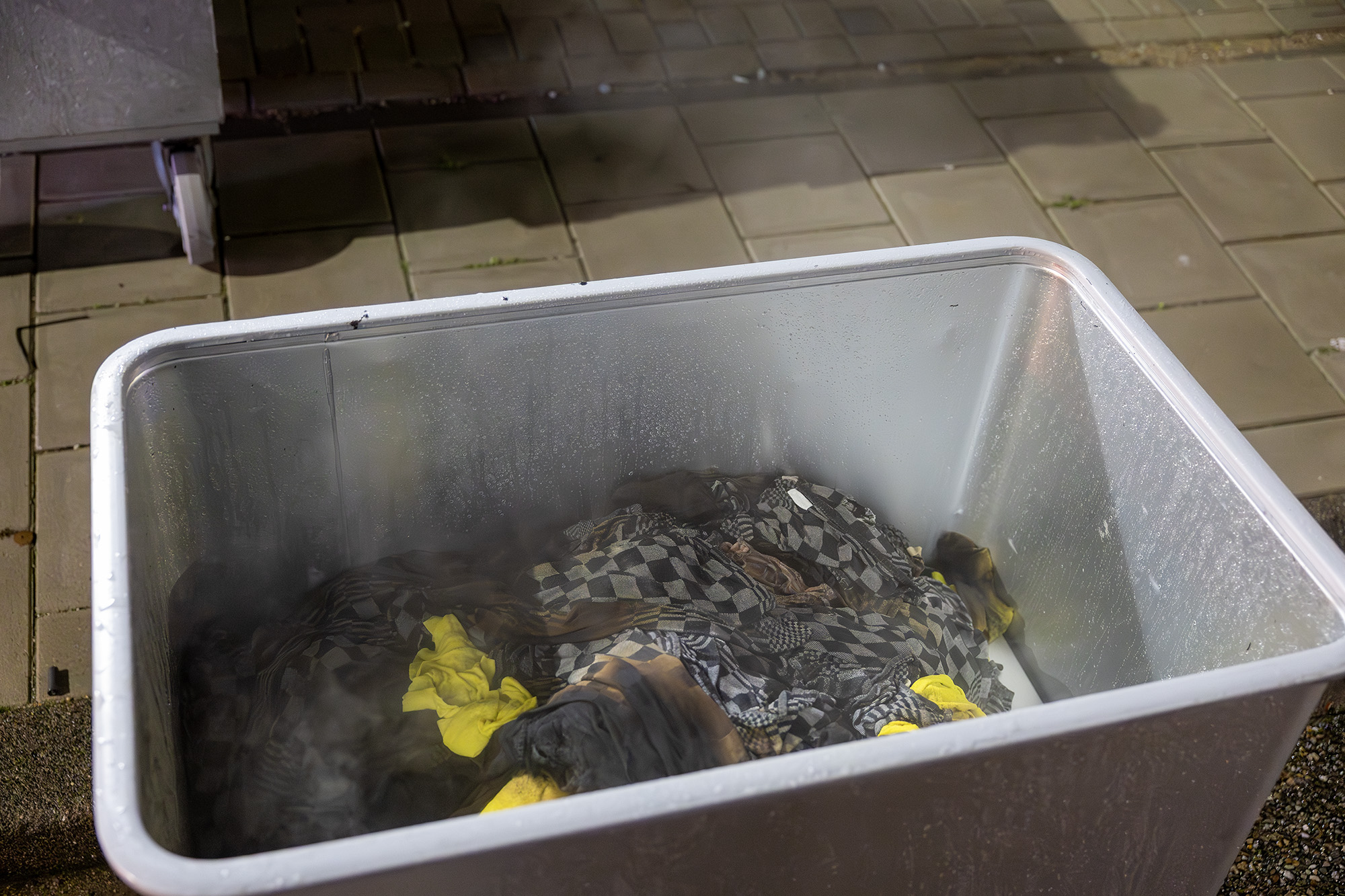 Brand in bedrijfspand aan Crommelinbaan in Cruquius - 112 Nederland