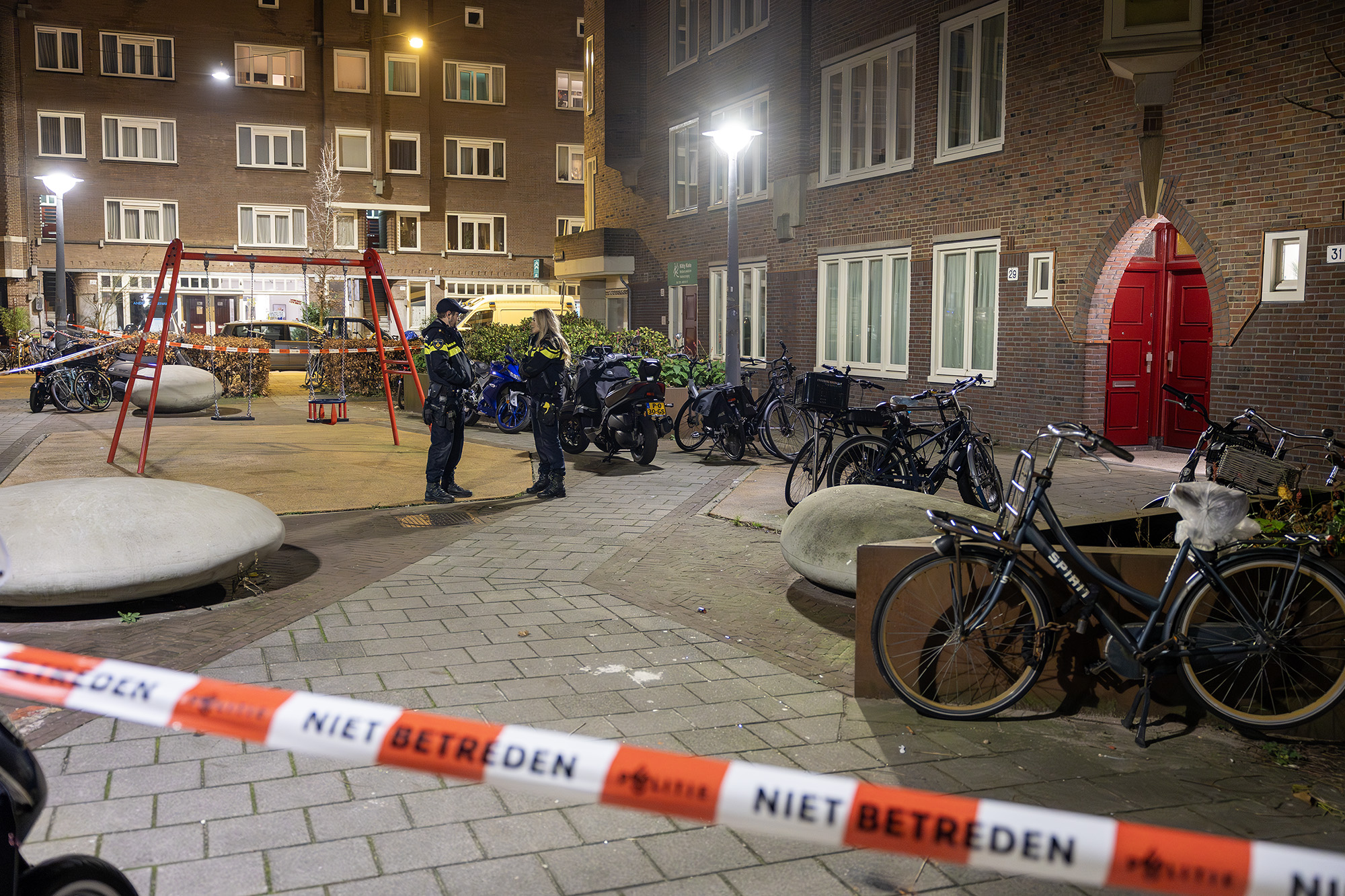 Politie zoekt daders van nachtelijke woningoverval