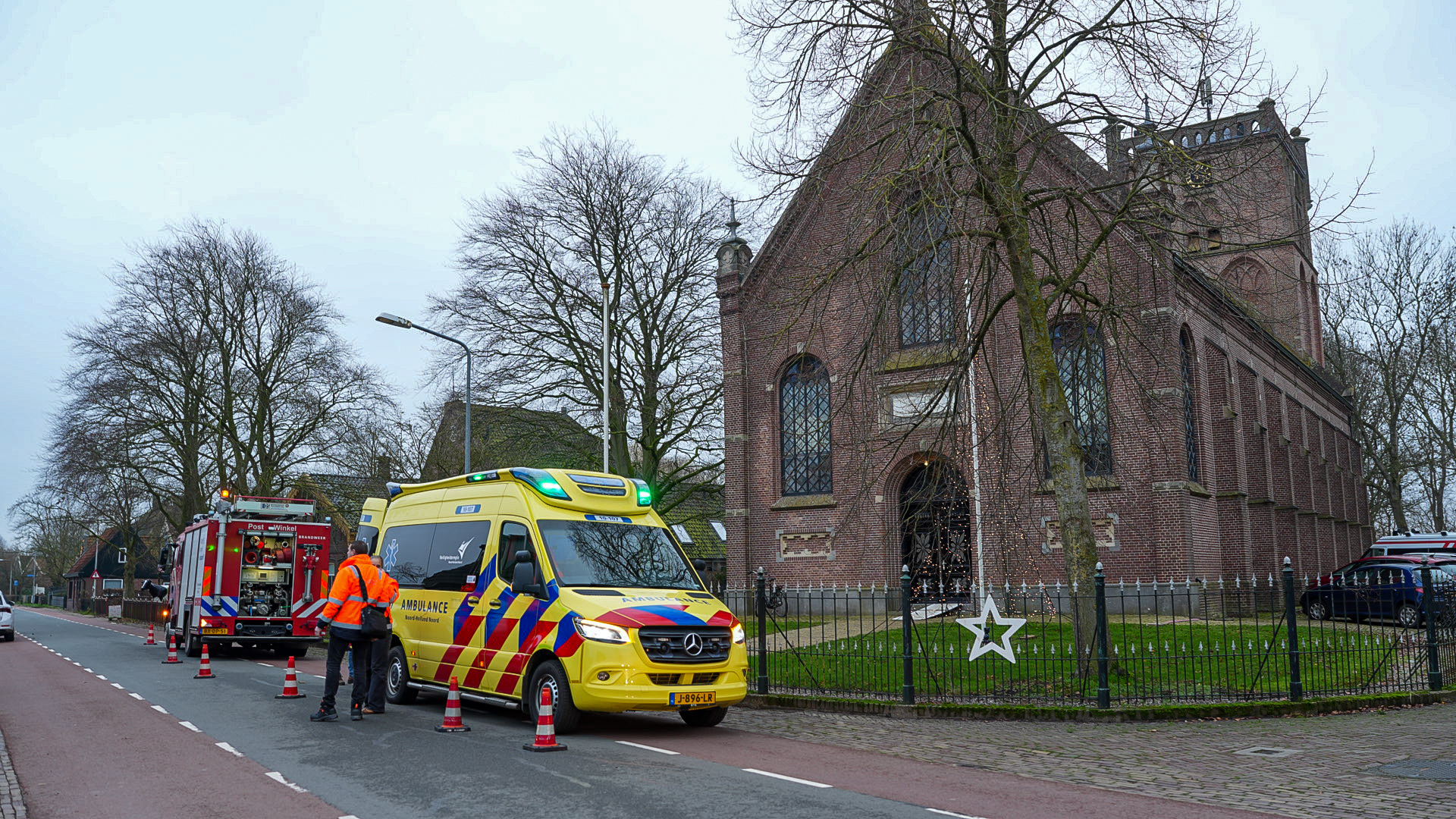 Meerdere mensen onwel tijdens uitvaart in kerk