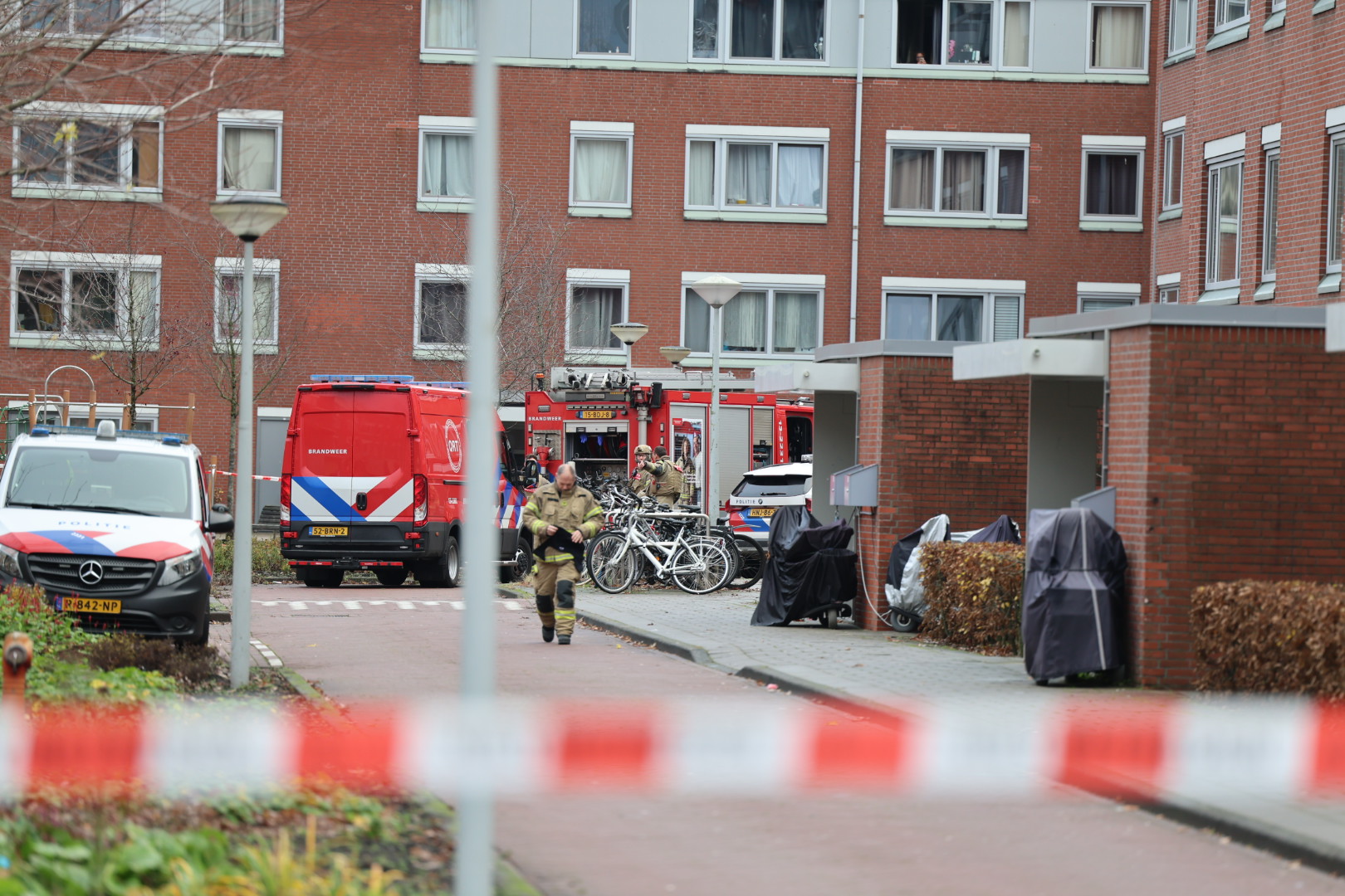 Mogelijk explosief in woningcomplex, complex ontruimd