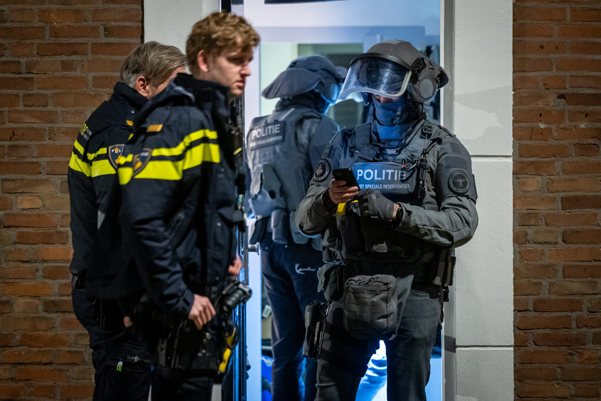 Arrestatieteam valt woning binnen na melding bedreiging met vuurwapen