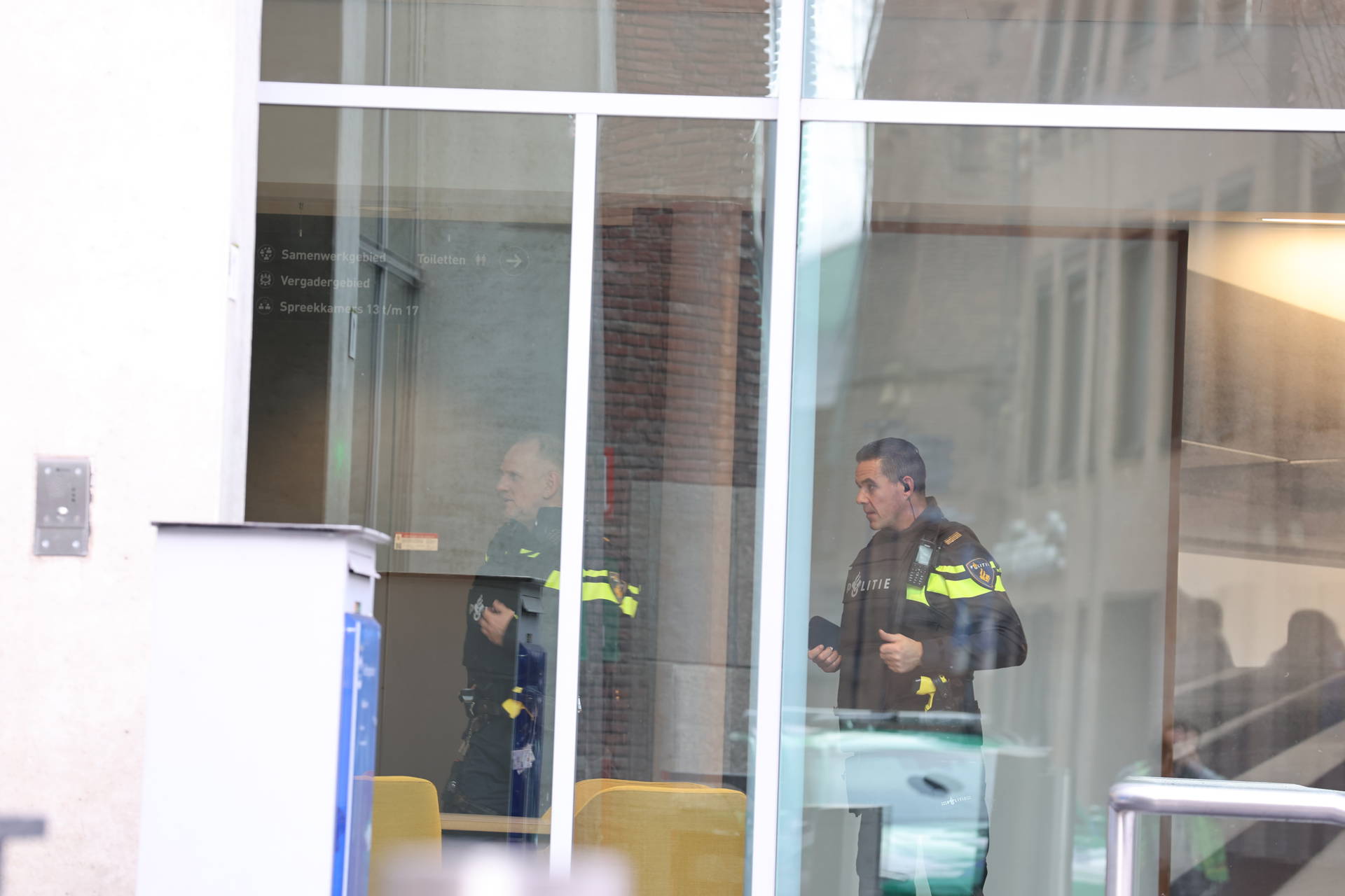 Stadskantoor ontruimd na bedreiging, politie doet onderzoek