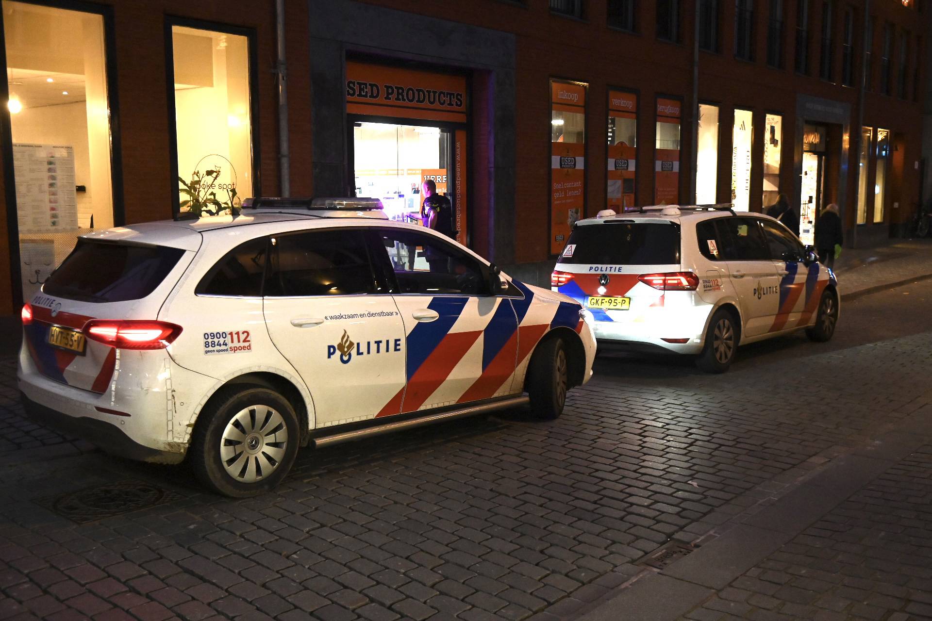 Tweedehandswinkel overvallen door twee daders; één verdachte aangehouden