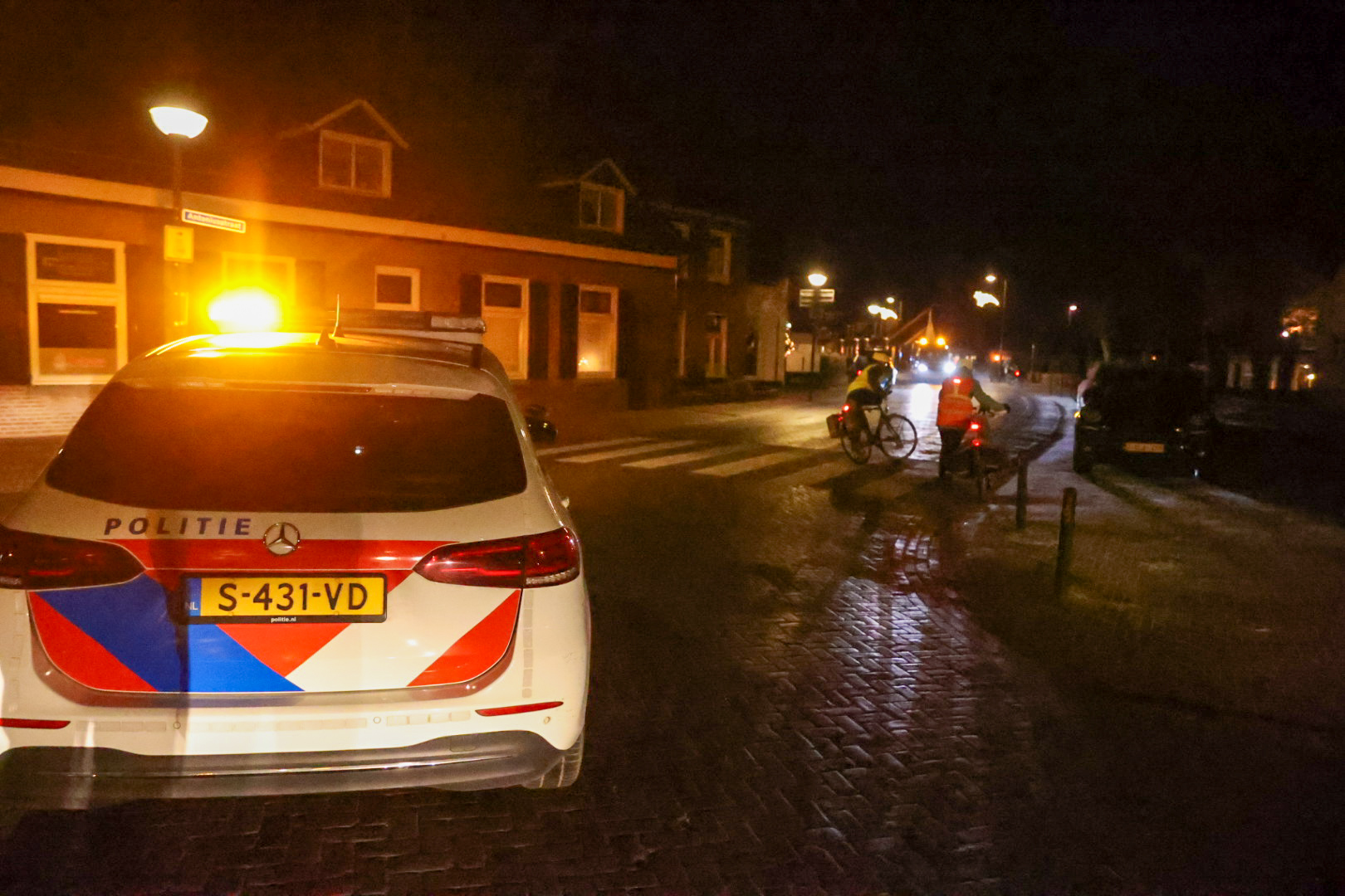 Kind gewond na val met fiets op spekgladde weg
