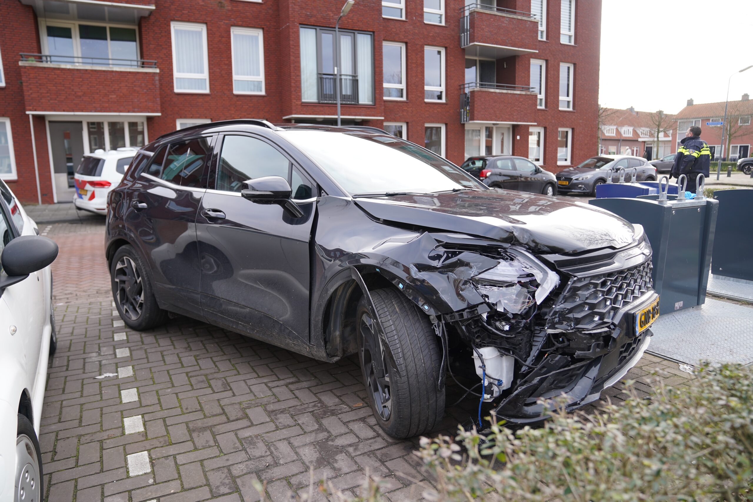 Grote politieactie in appartementencomplex na mogelijke vluchtincident