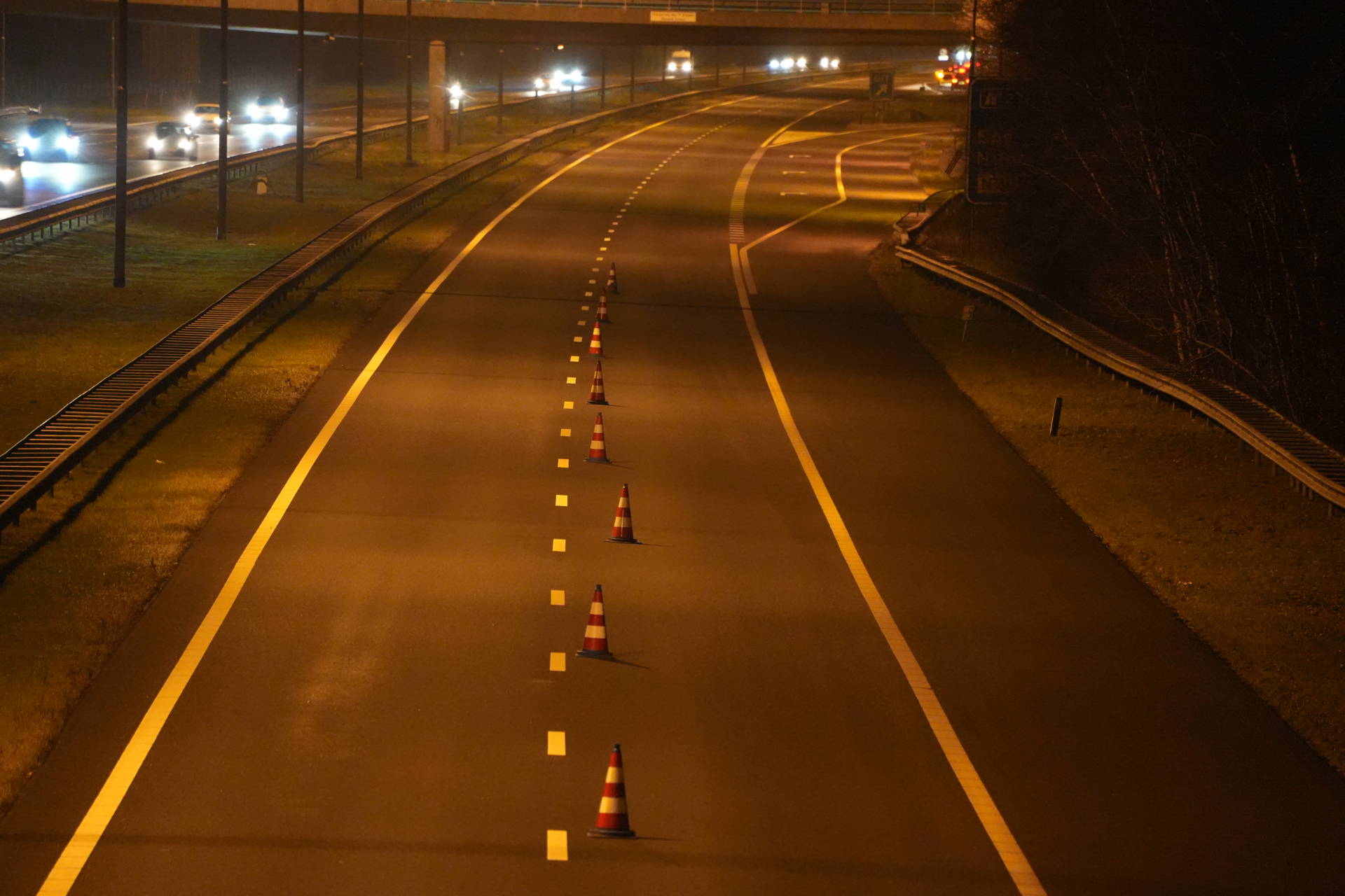 A50 richting noorden volledig afgesloten door ernstige vorstschade