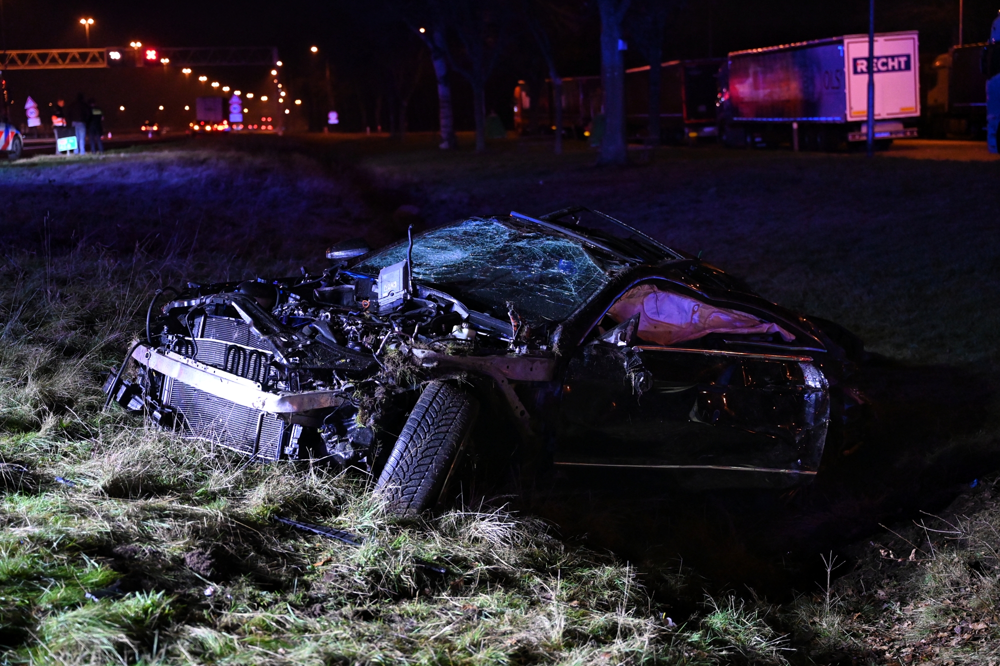 UPDATE: Automobilist overleden na ernstig ongeval op snelweg