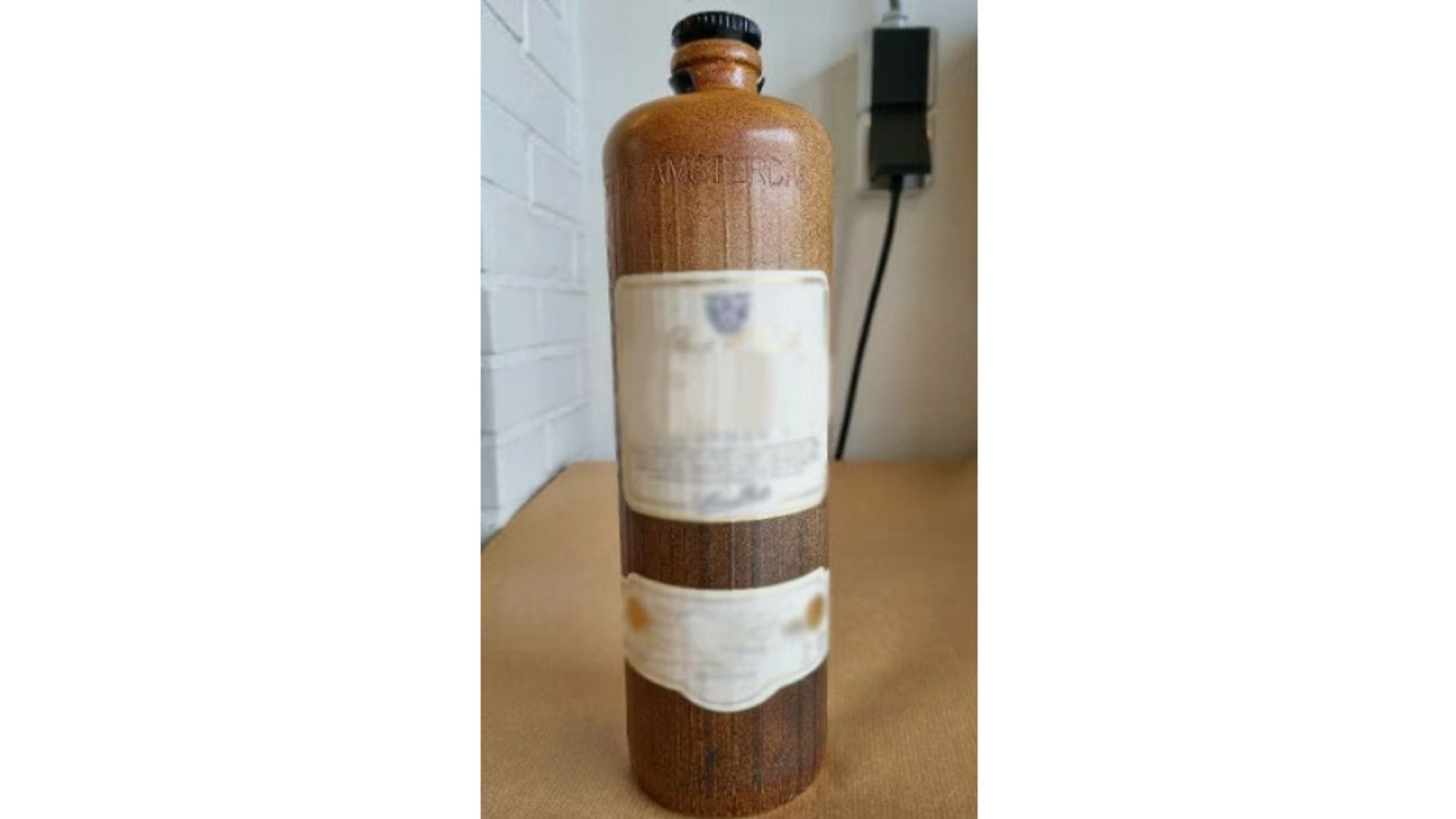 Ouder echtpaar overleed door amfetamine-olie in jeneverfles