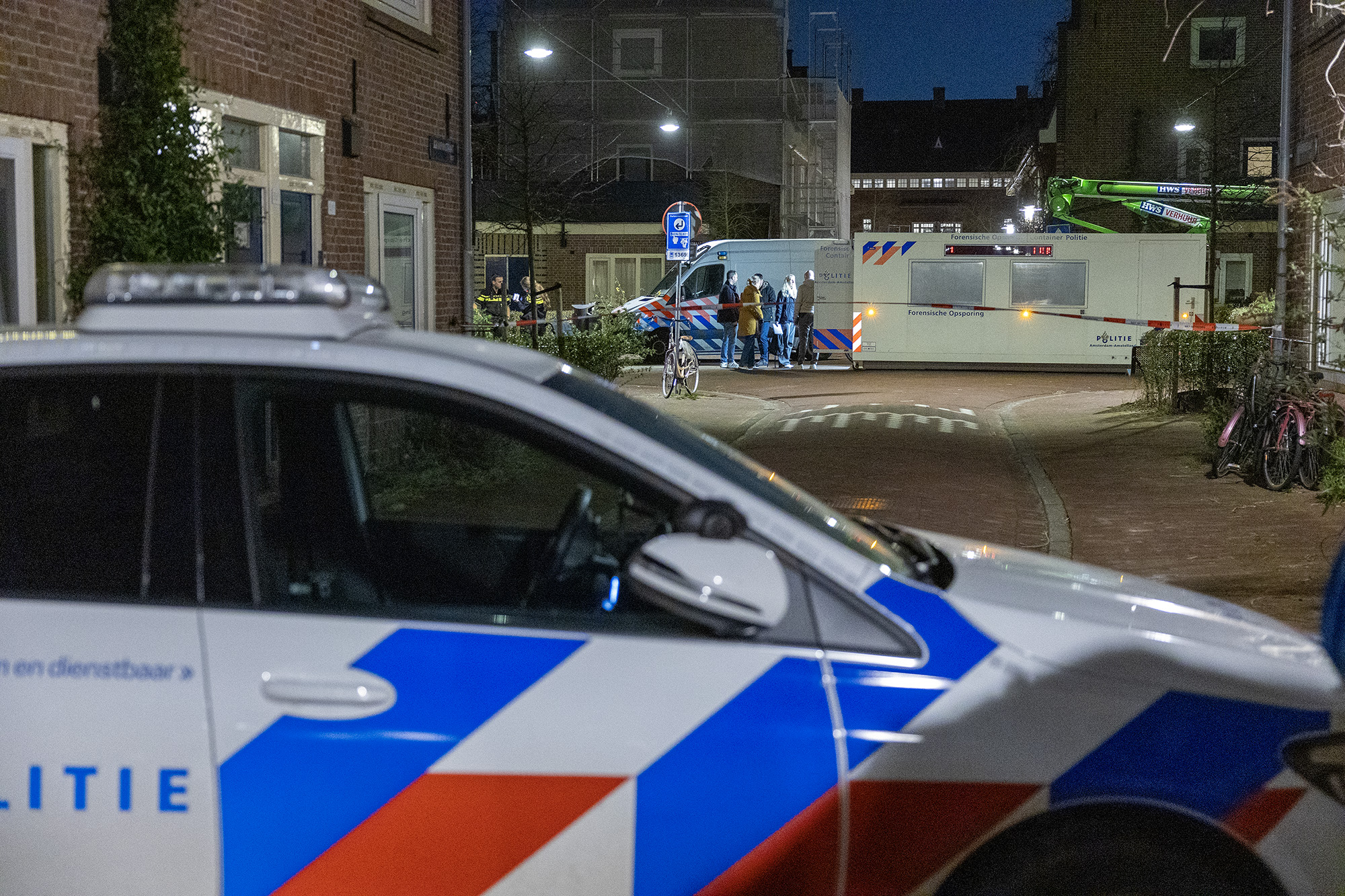 Overleden man gevonden in woning Amsterdam mogelijk door misdrijf om het leven gekomen - 112 Nederland