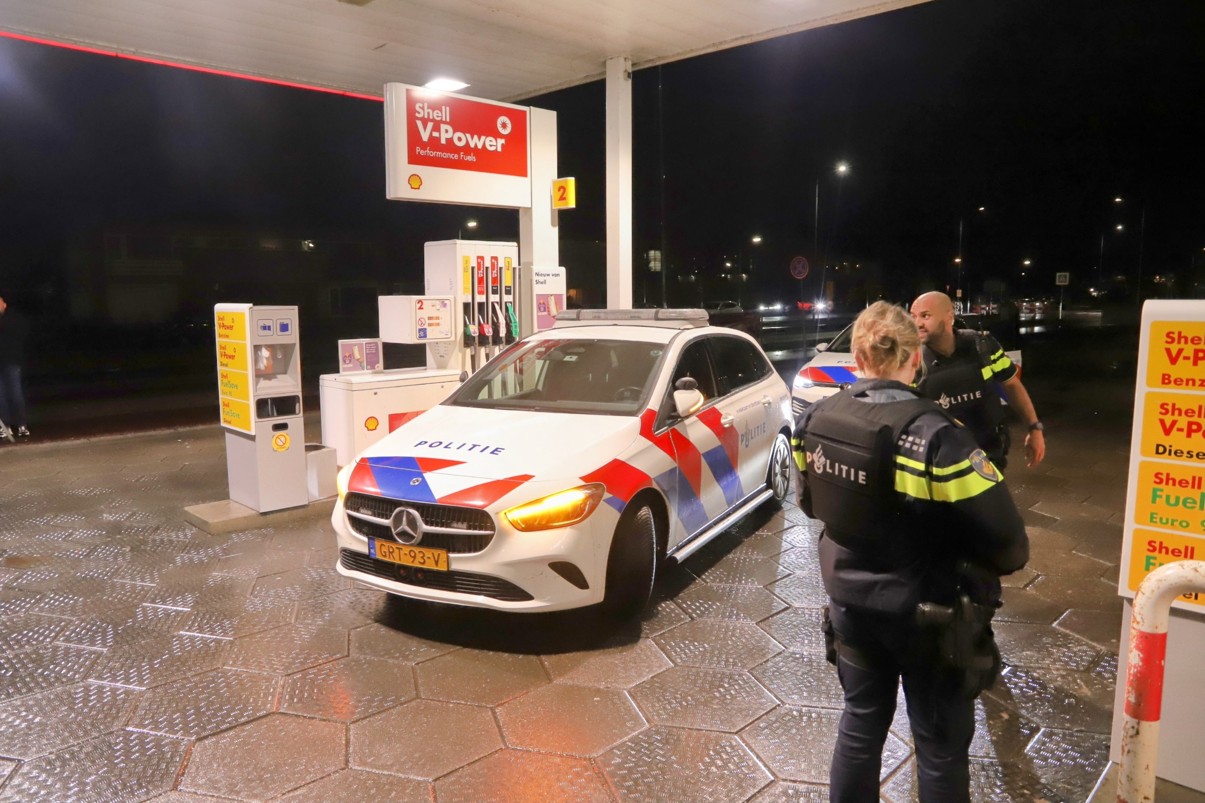 Weer overval op Shell-tankstation, verdachten aangehouden