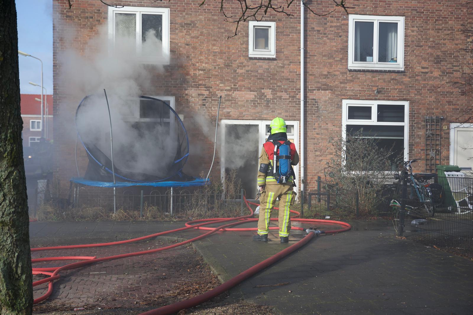 Traumahelikopter opgeroepen voor woningbrand