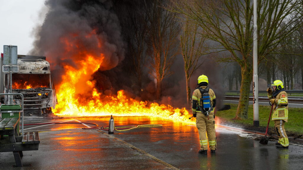 DSC07311_resized 1 - 112 Nederland