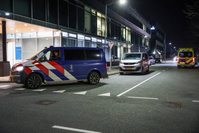 Meerdere vreemdelingen aangetroffen in koelcontainer, jongste 3 jaar