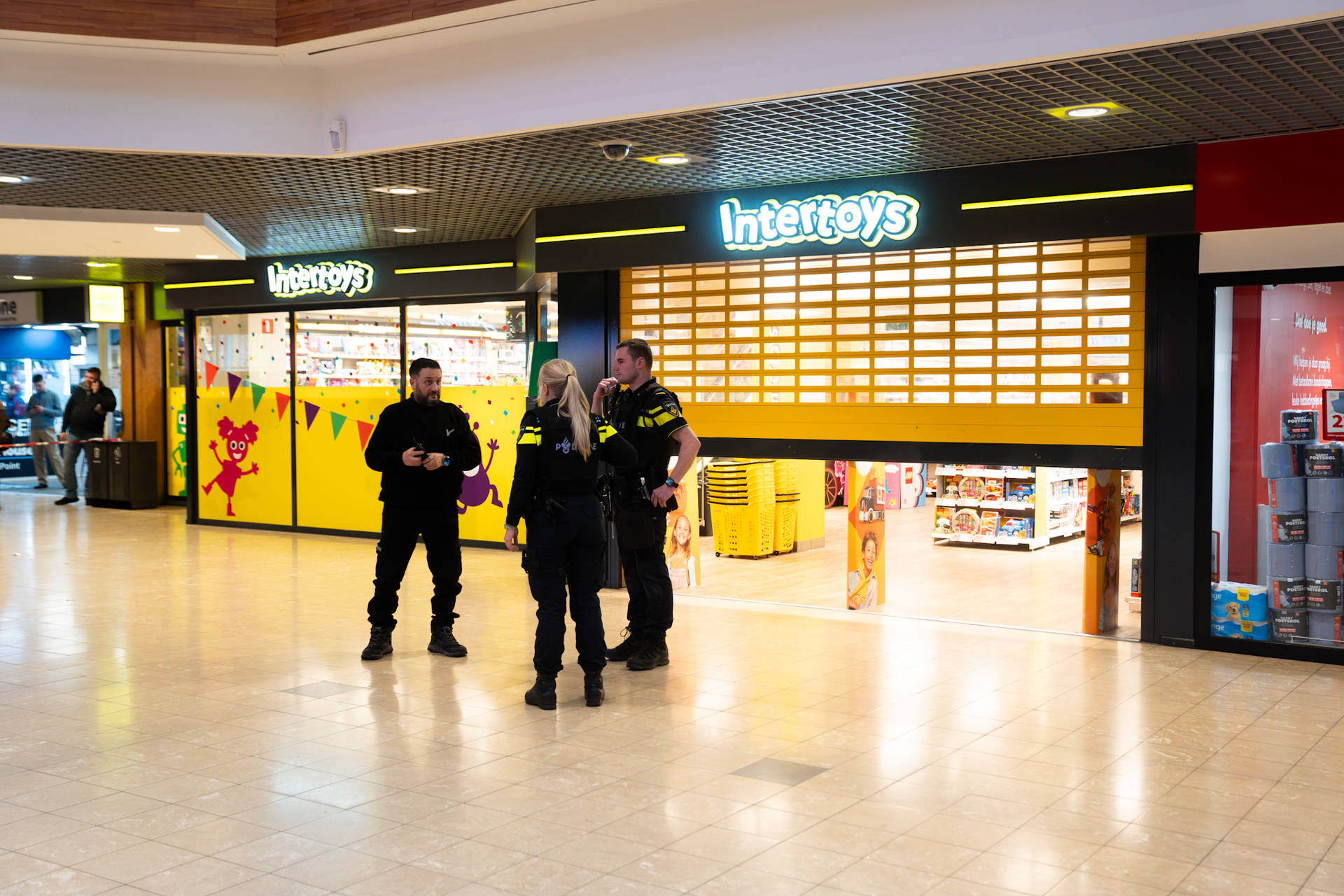 Waarschuwingsschot gelost bij aanhouding na schietincident in winkelcentrum