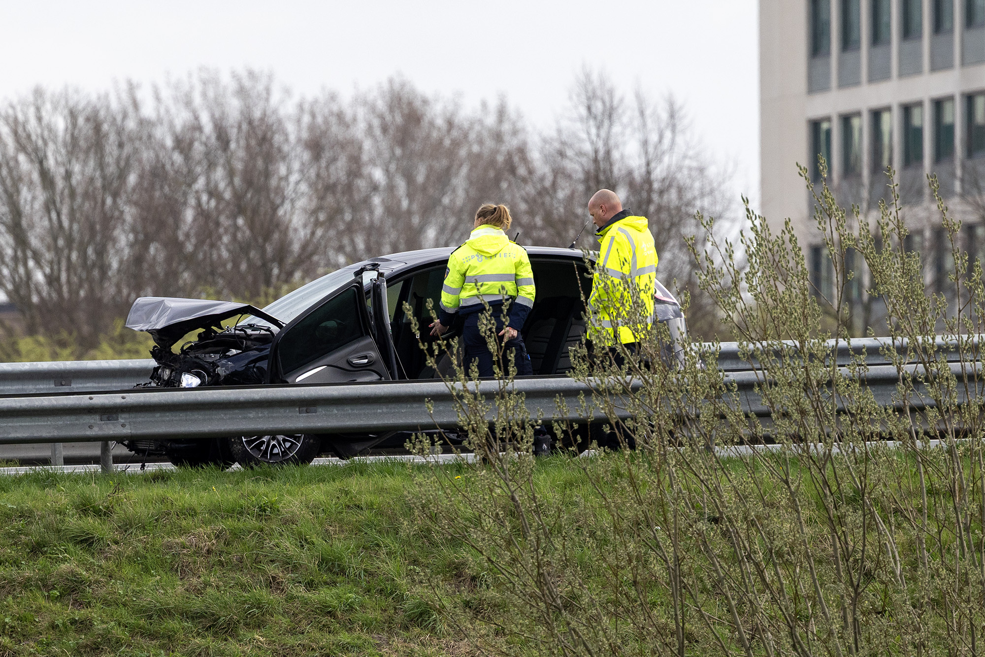 Gewonde bij botsing tussen twee voertuigen