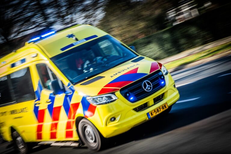 Meisje (14) wacht veertig minuten op ambulance na ernstig fatbike-ongeval