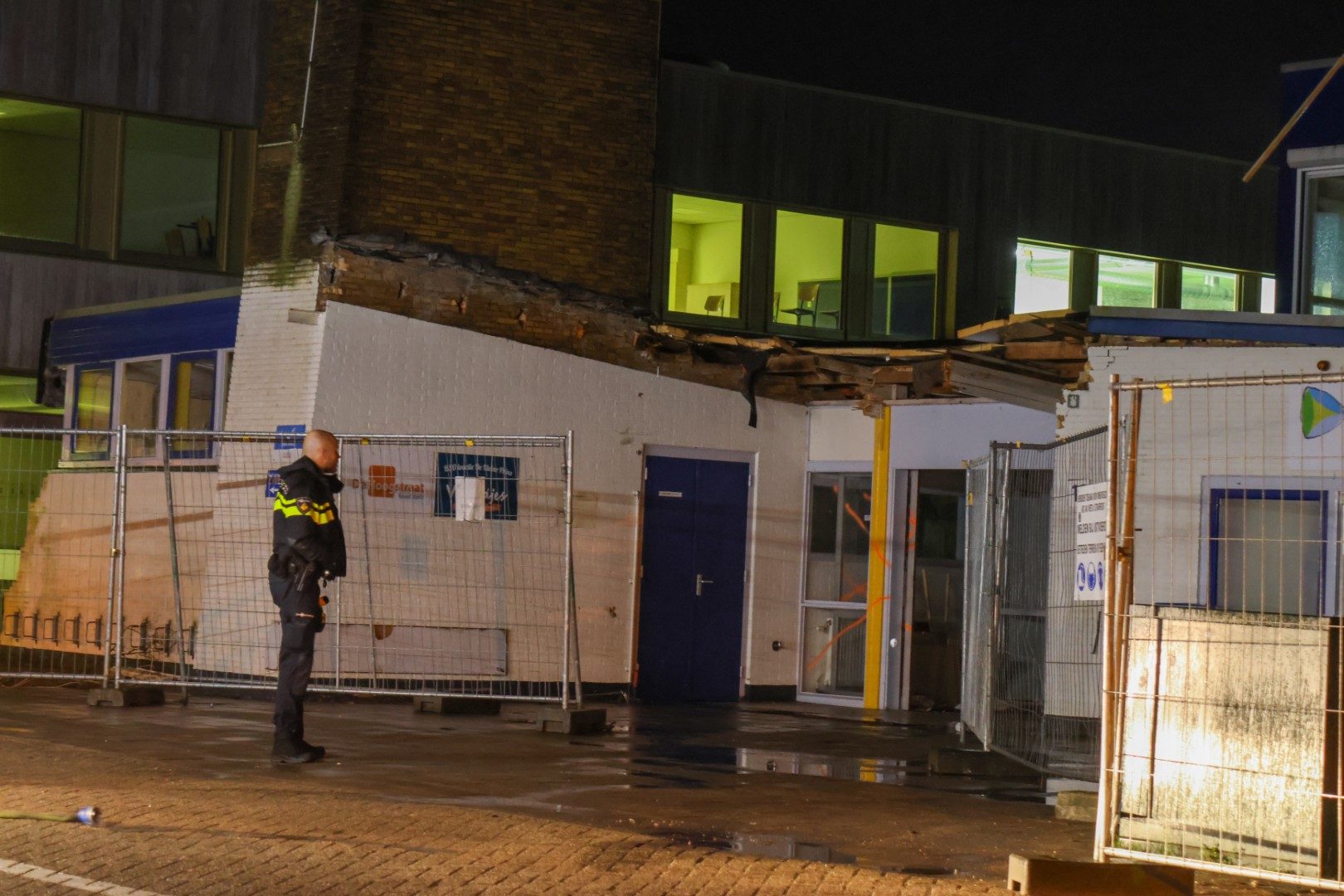 Brand in leegstaande school, brandstichting niet uitgesloten