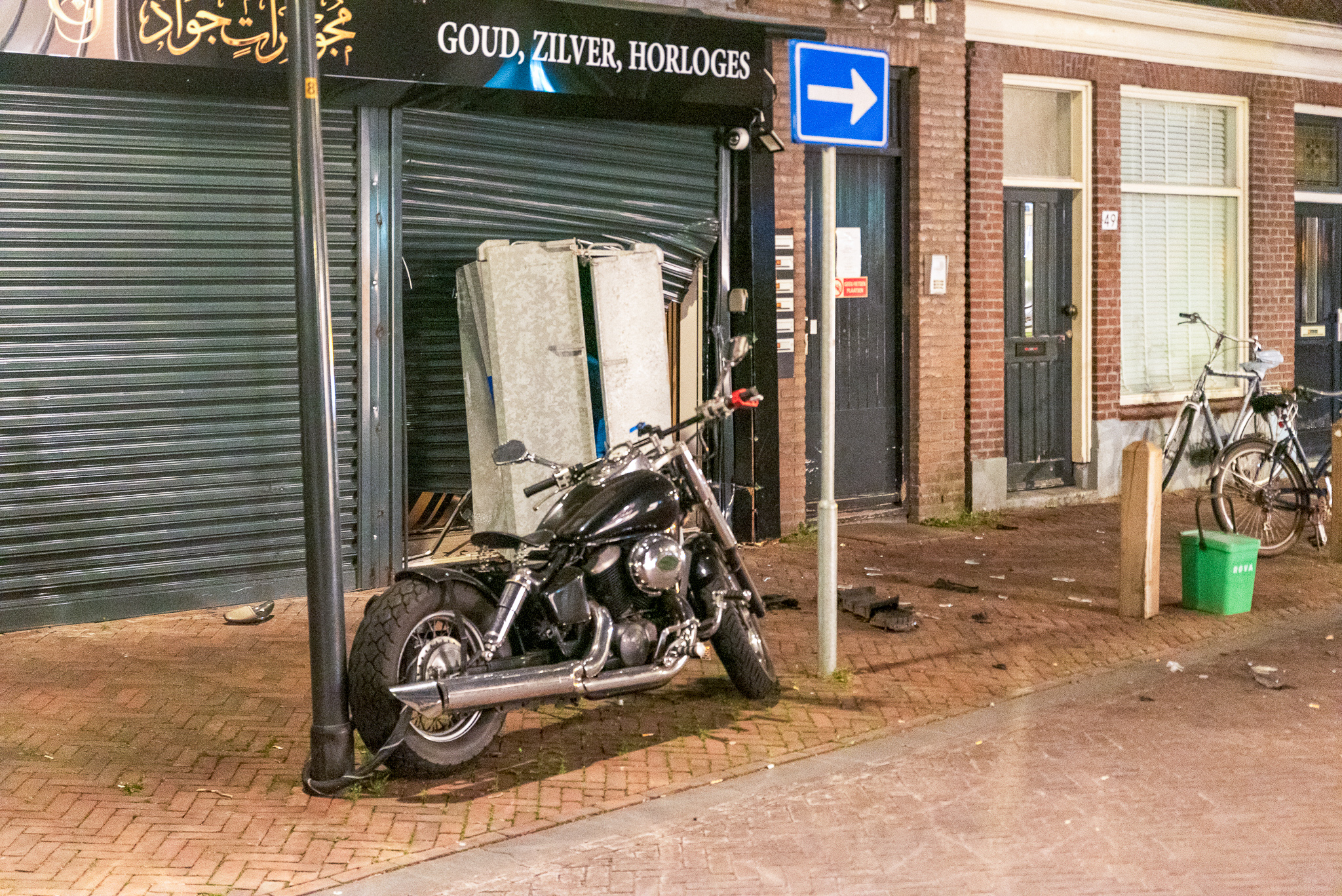 Veel schade door ramkraak op juwelier