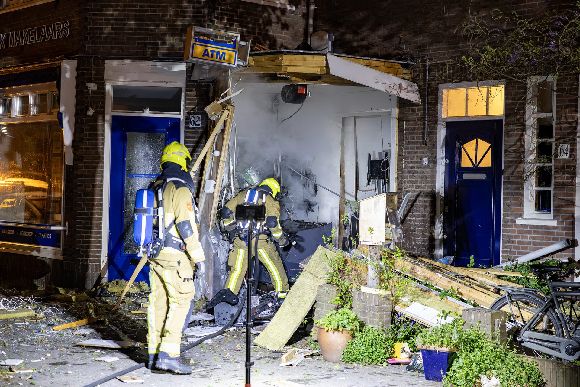 Twee zware explosies bij plofkraak