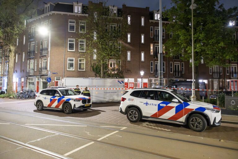 Overleden vrouw aangetroffen in woning