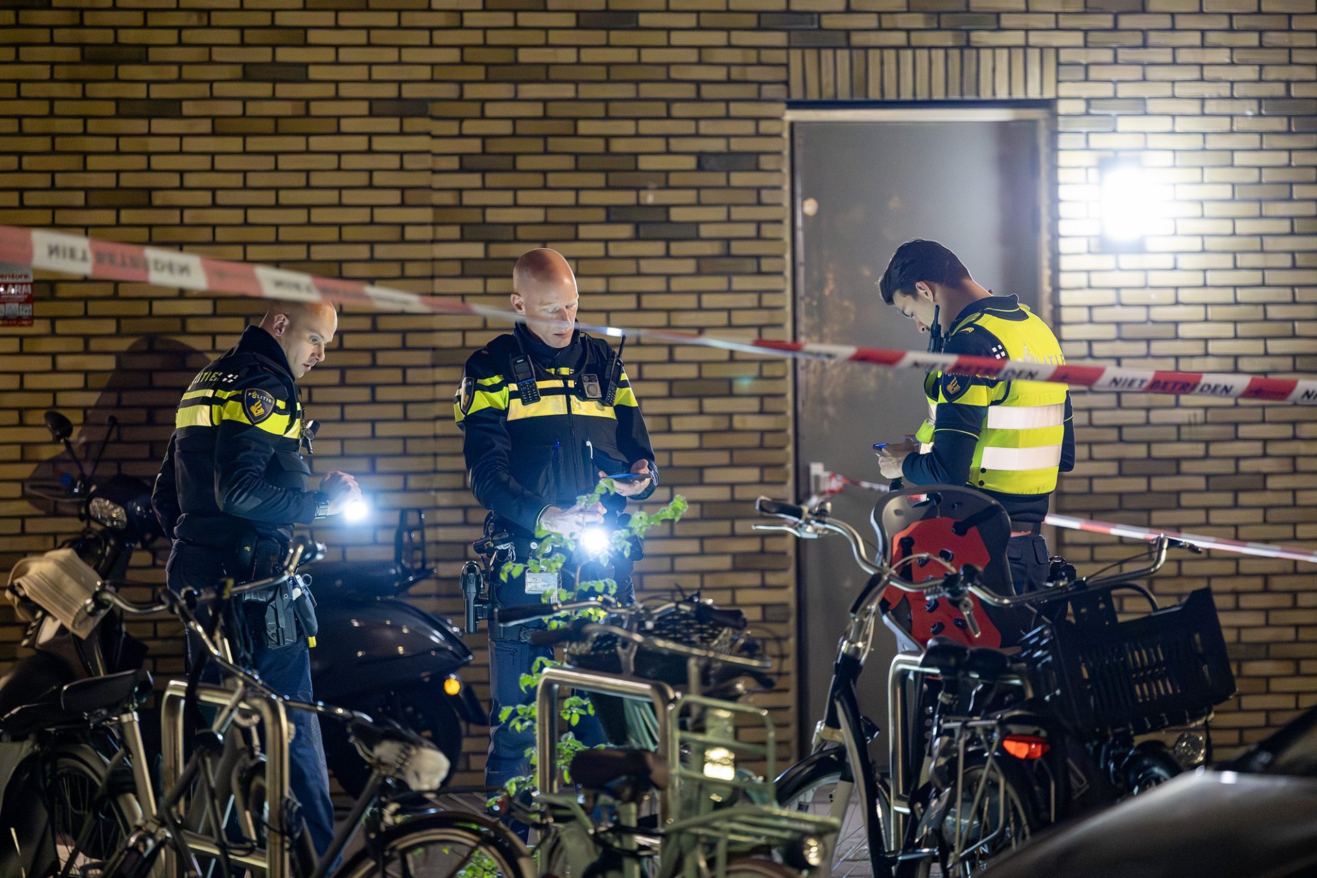 Enorme explosie zorgt voor schade aan woning