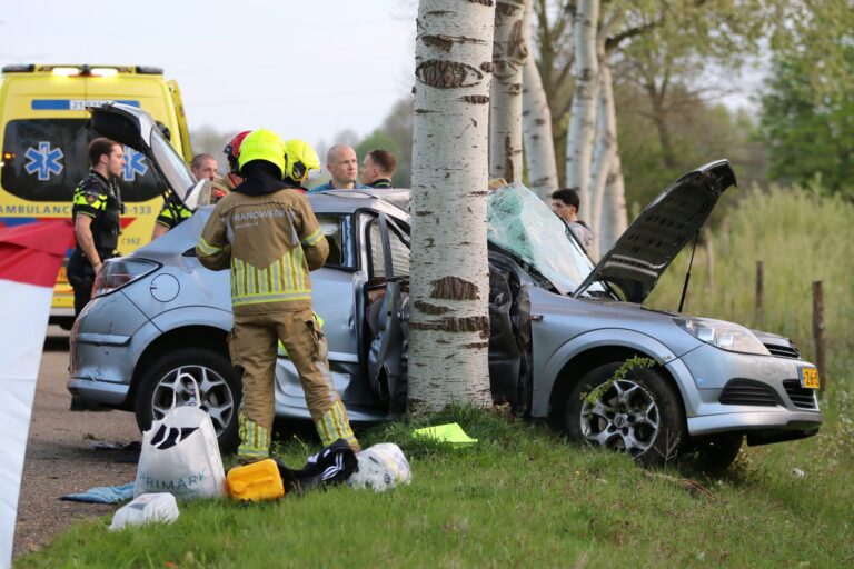 Meerdere gewonden bij ernstig ongeluk met auto en fatbikers