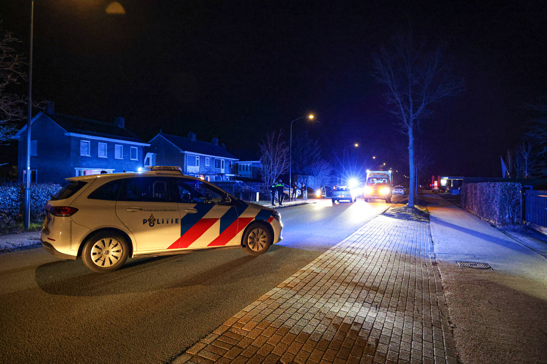 Gewonde bij schietincident, verdachten voortvluchtig