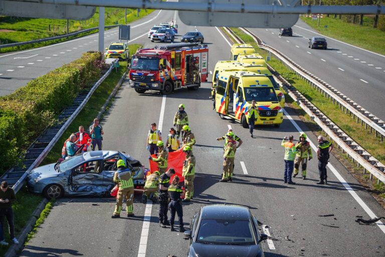 Man (28) aangehouden na dodelijke kettingbotsing