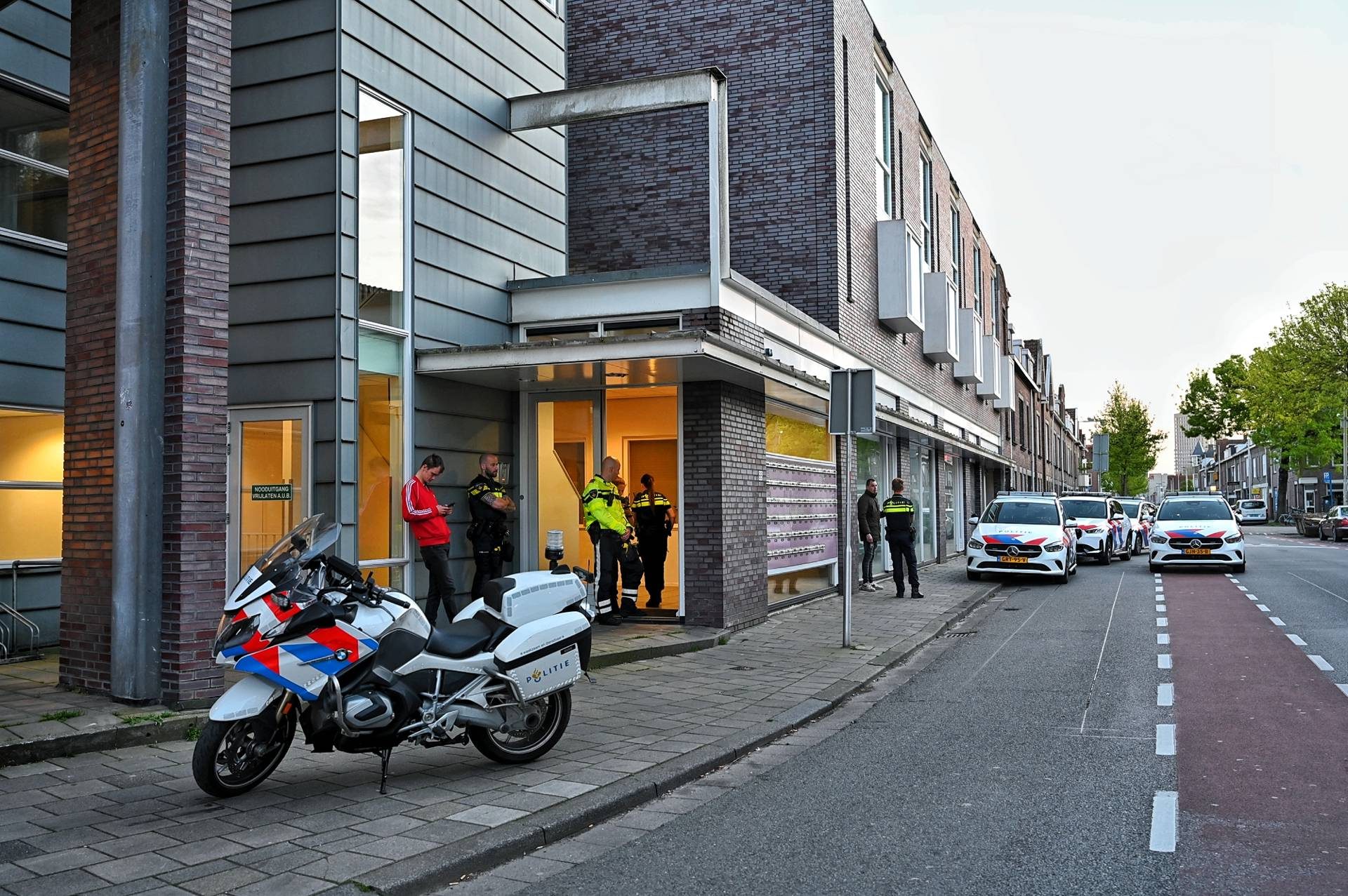 Man zwaargewond bij steekincident