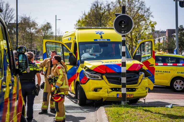 Meerdere gewonden bij ongeval met ambulance