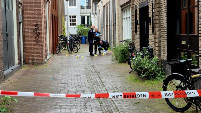 Stoffelijk overschot van man aangetroffen in woning