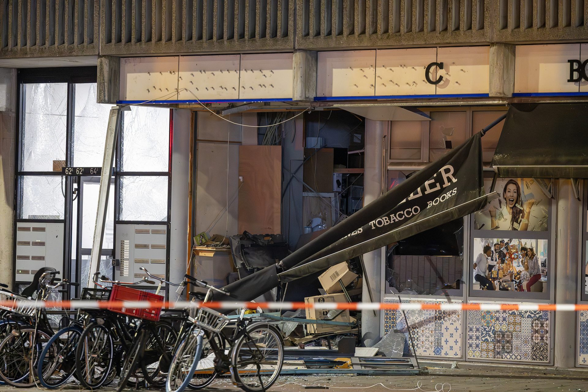 Plofkraak op geldautomaat zorgt voor veel schade