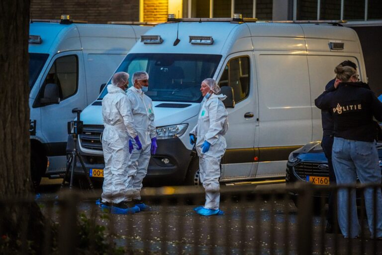 Dode vrouw gevonden in woning, man aangehouden