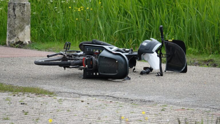 Kind zwaargewond na val van fiets