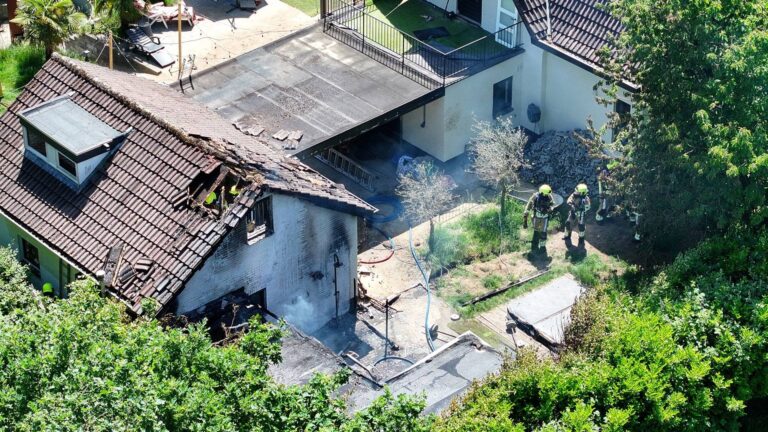 Flinke schade door brand bij woning