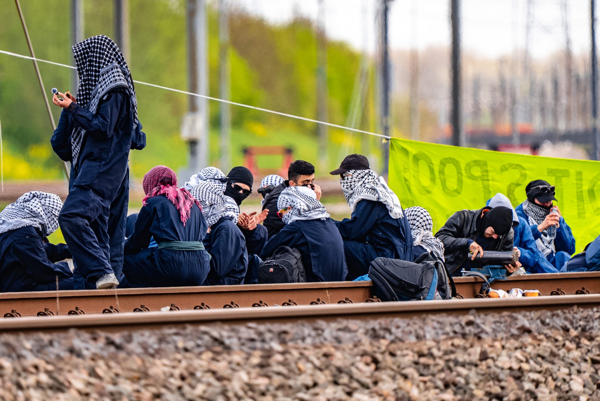 Treinverkeer stilgelegd door actie op spoor
