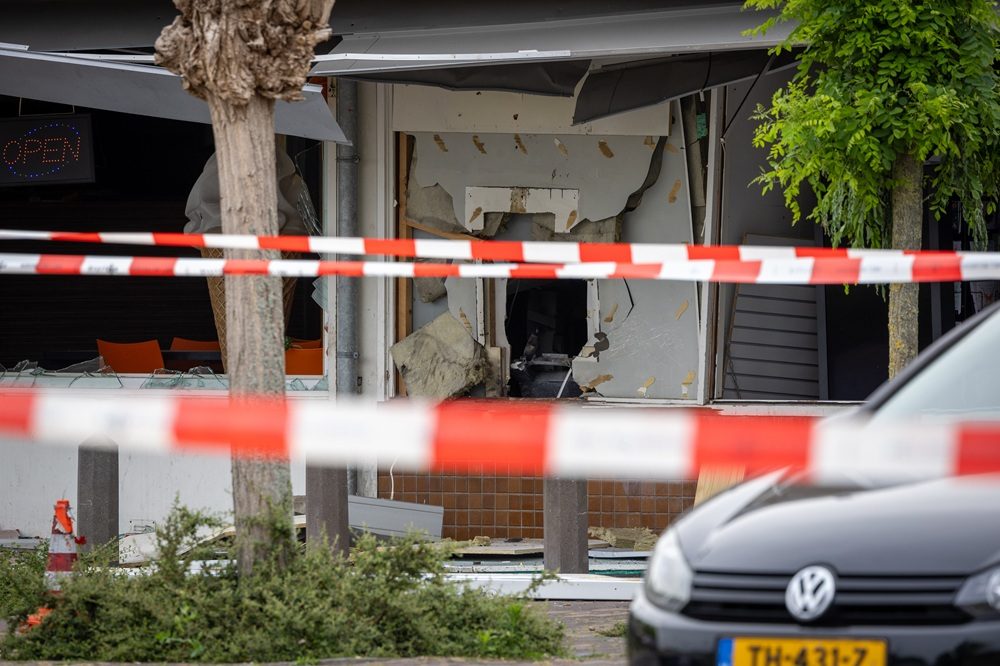 Verdachte aangehouden na plofkraak op geldautomaat