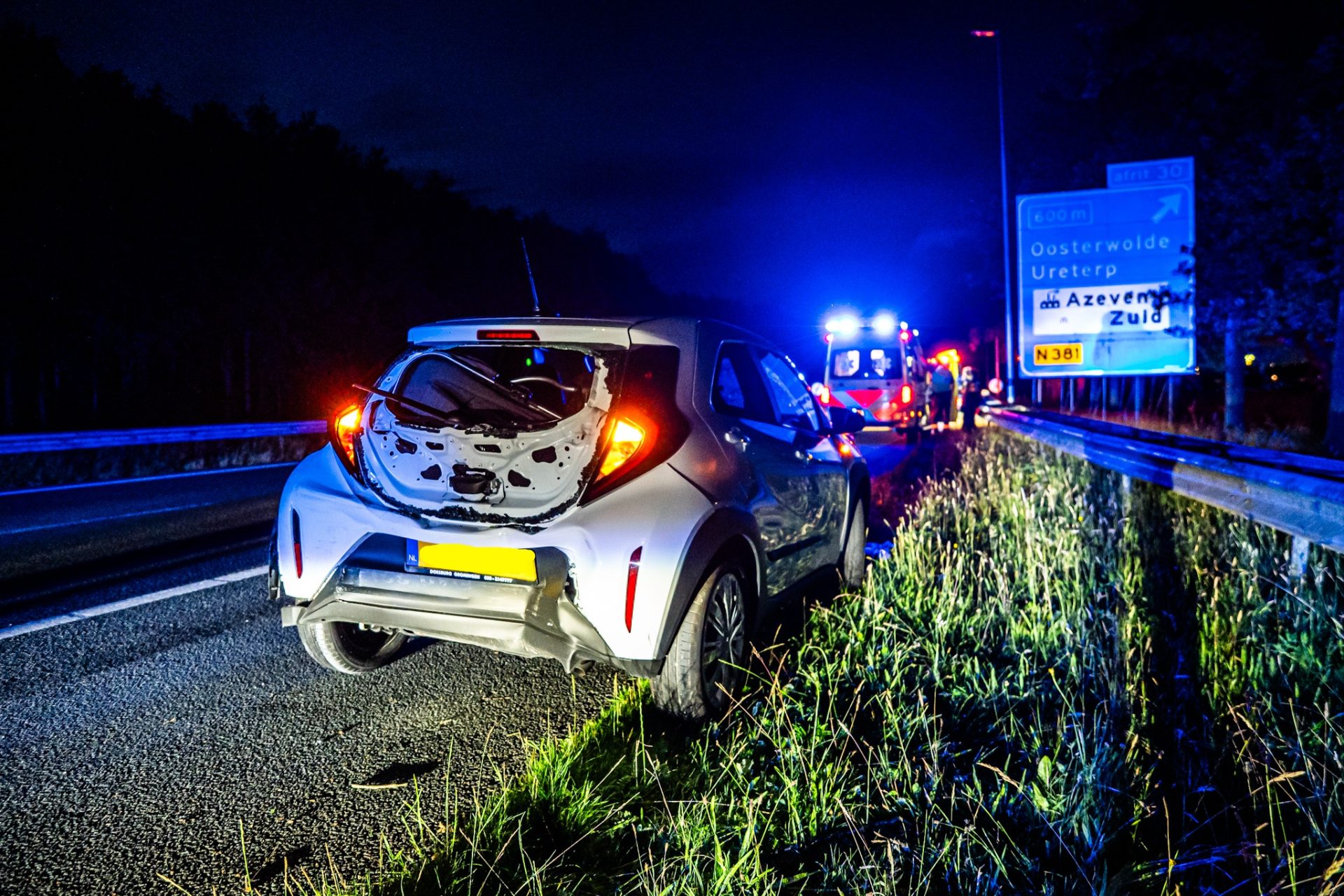 Automobilist veroorzaakt aanrijding en rijdt door in Drachten