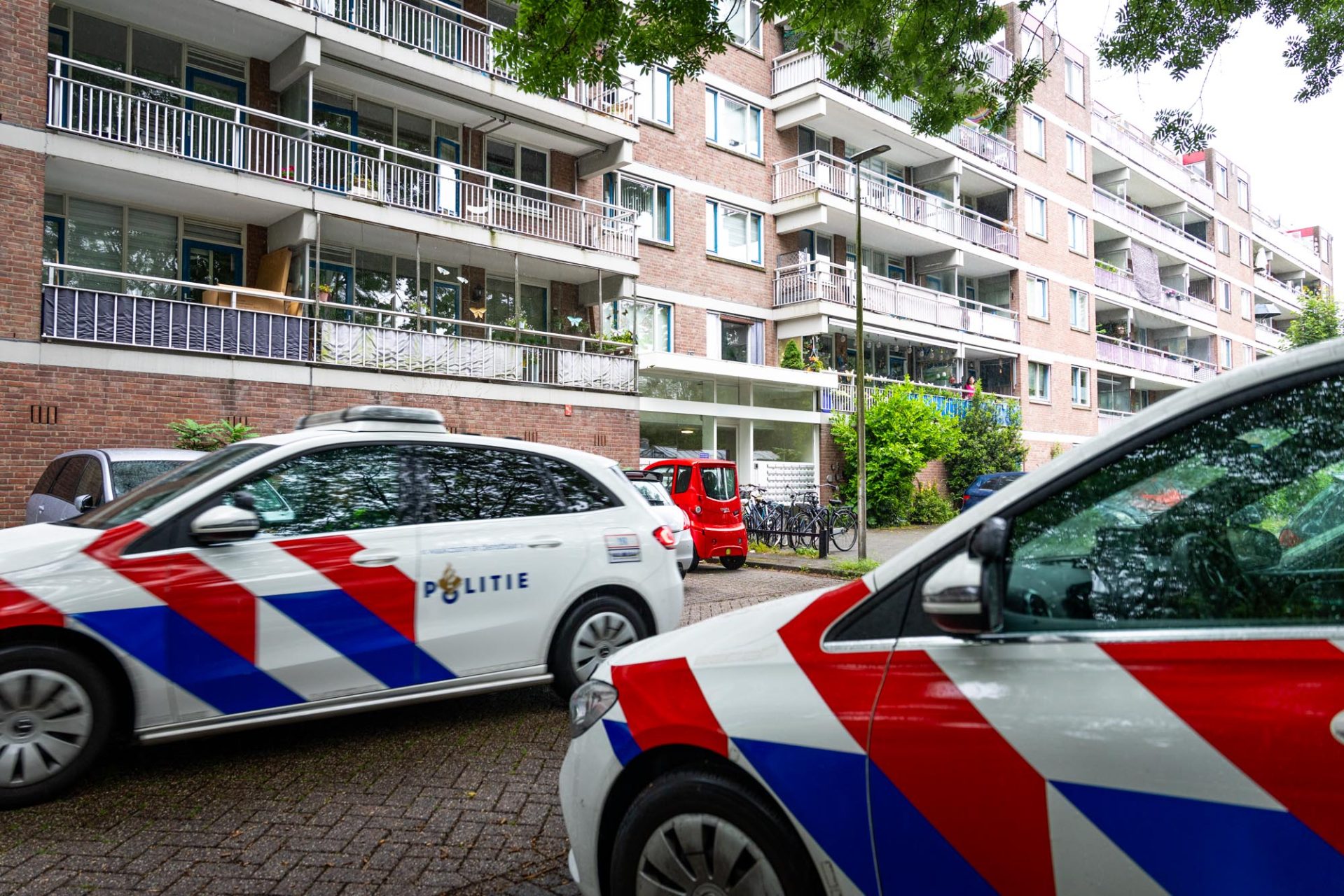 Ernstig gewonde na steekpartij, verdachten gepakt na klopjacht