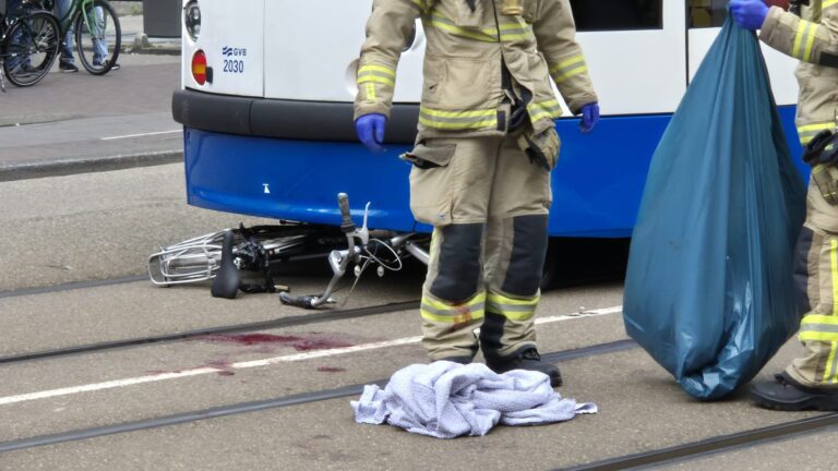 Man (78) overleden na aanrijding met tram
