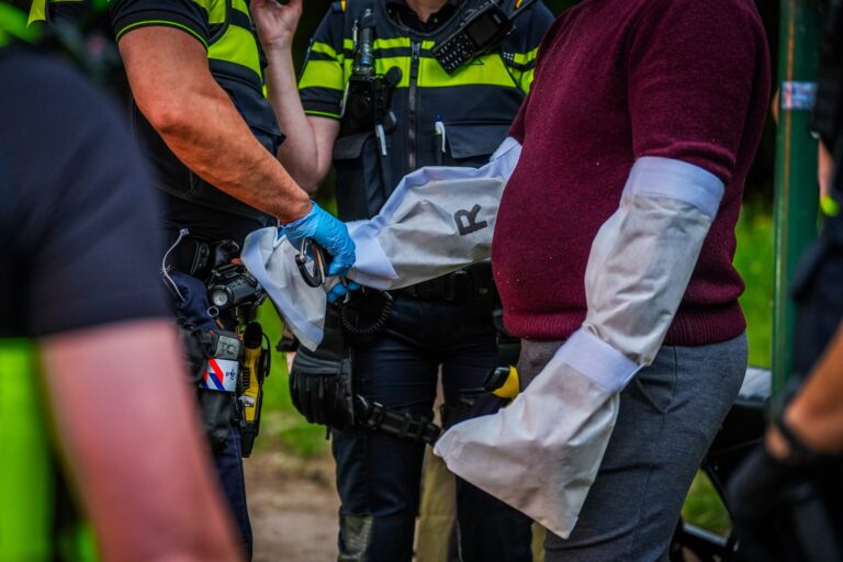 Man (33) aangehouden na overval op oudere vrouw bij villa
