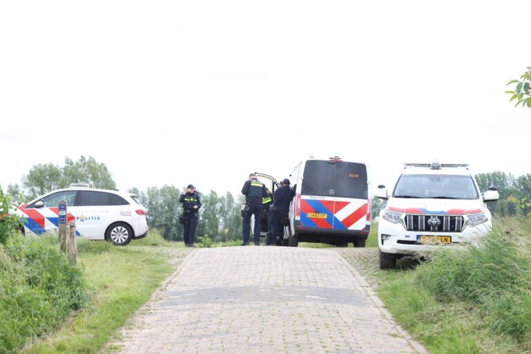 Drie mannen aangehouden na illegaal feest en positieve drugstest
