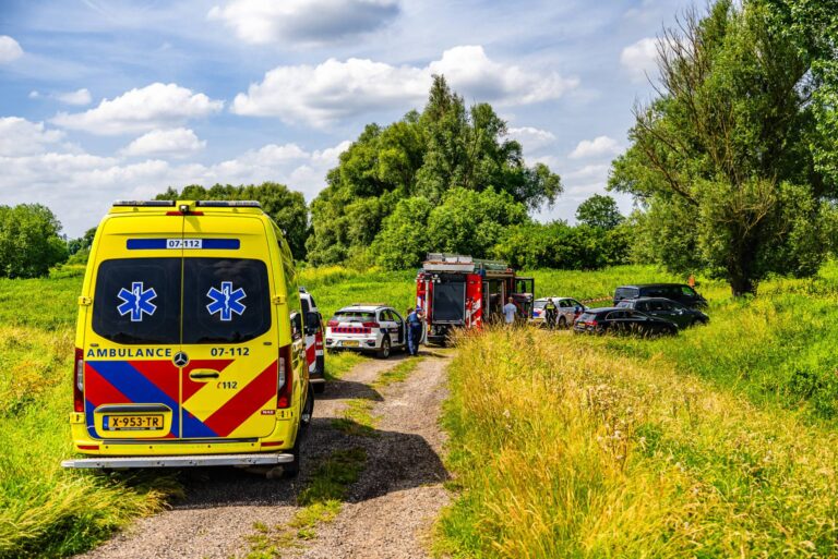 Mogelijk stoffelijk overschot aangetroffen door schipper